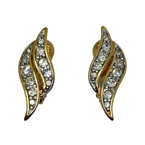 Vintage Monet Gold Tone Rhinestone Encrusted Leaf Clip On Earrings Signed - Picture 3 of 6